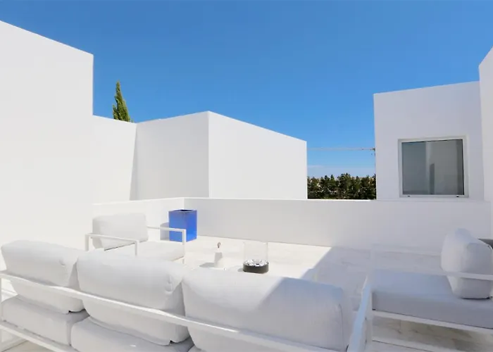 Bea - Clever Details, Luxury, Golf Views, Sleeps 10 Villa Vilamoura