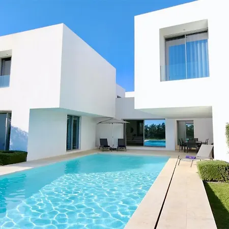 Bea - Clever Details, Luxury, Golf Views, Sleeps 10 Vilamoura