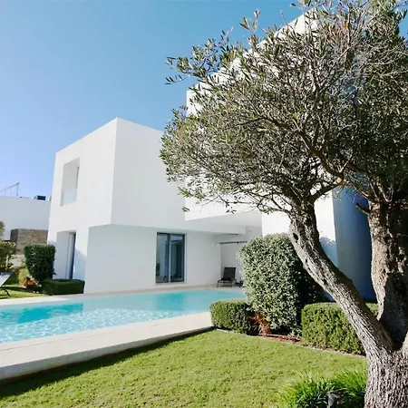 Villa Bea - Clever Details, Luxury, Golf Views, Sleeps 10