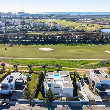 Villa Bea - Clever Details, Luxury, Golf Views, Sleeps 10 *