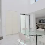 Bea - Clever Details, Luxury, Golf Views, Sleeps 10 فيلة