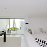 Bea - Clever Details, Luxury, Golf Views, Sleeps 10 *