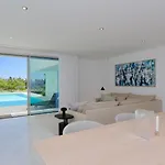Bea - Clever Details, Luxury, Golf Views, Sleeps 10 Villa *